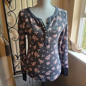 We The Free Thermal Top